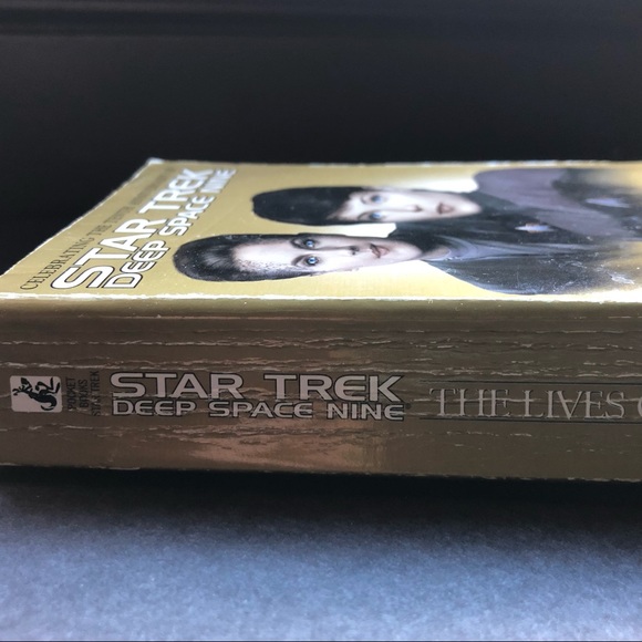 StarTrek DS9: The Lives of Dax book - Picture 8 of 8